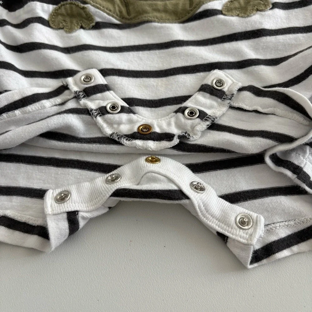 Baby Gap Baby Yoda Star Wars One Piece Size 18-24 Months Gray White 100% Cotton